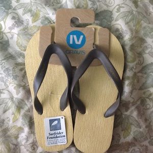 Gravis surfer flip flops